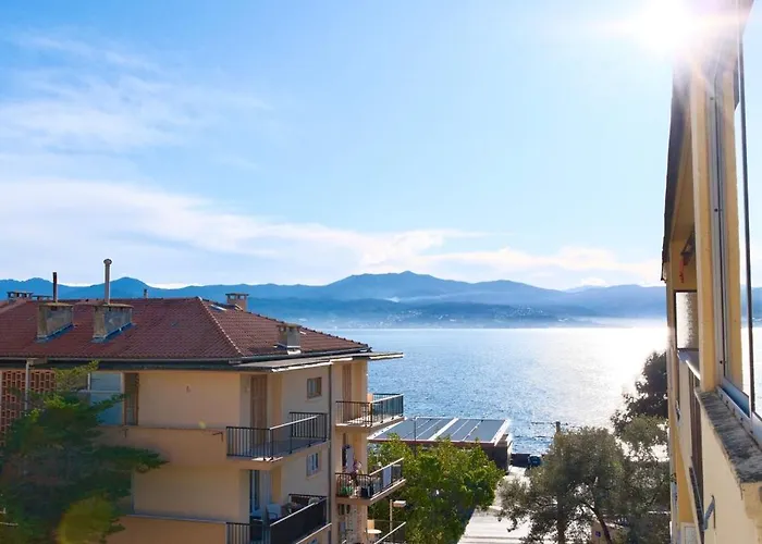 Magnifique T3 De 85m2 De Standing Vue Trottel